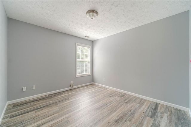 1617 Amhearst Walk Road, Lawrenceville, GA 30043