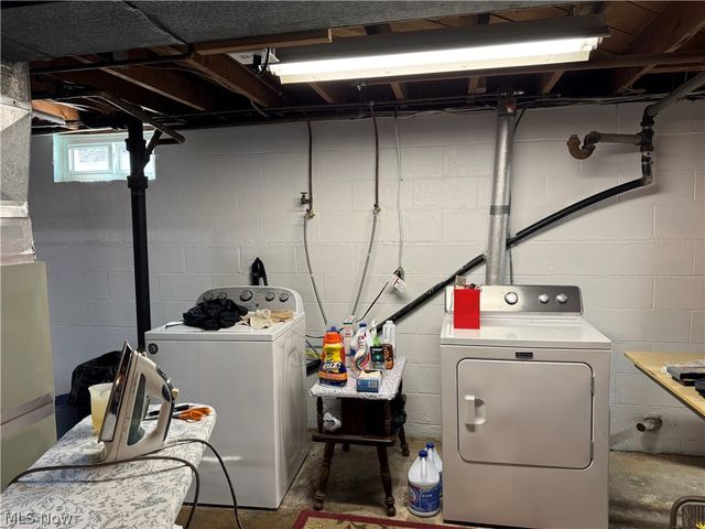 404 S Bradfield Drive, St Marys, WV 26170