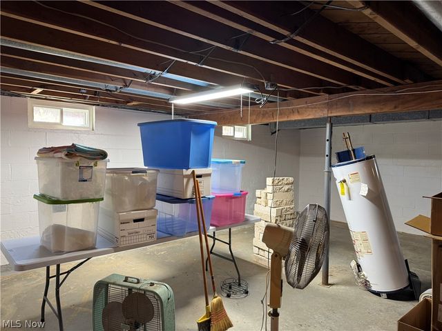 404 S Bradfield Drive, St Marys, WV 26170