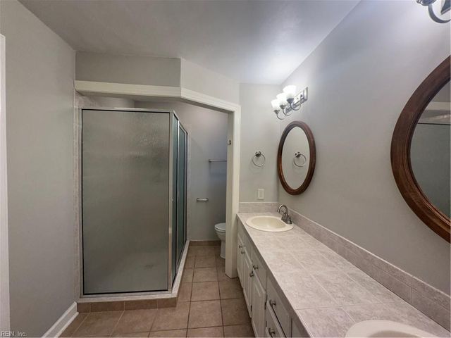 608 Hearndon CT, Chesapeake, VA 23322