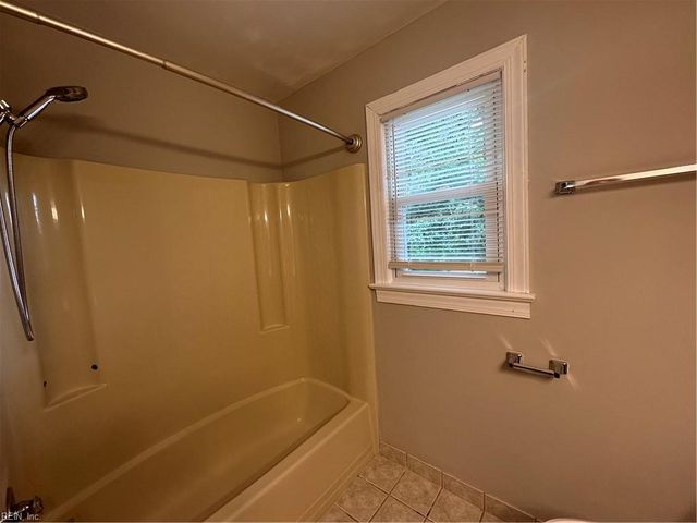 608 Hearndon CT, Chesapeake, VA 23322