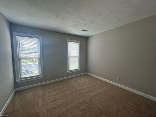 608 Hearndon CT, Chesapeake, VA 23322