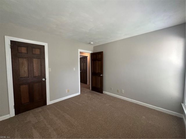 608 Hearndon CT, Chesapeake, VA 23322