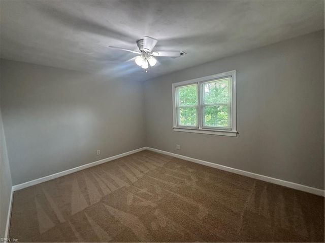 608 Hearndon CT, Chesapeake, VA 23322