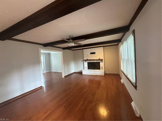 608 Hearndon CT, Chesapeake, VA 23322