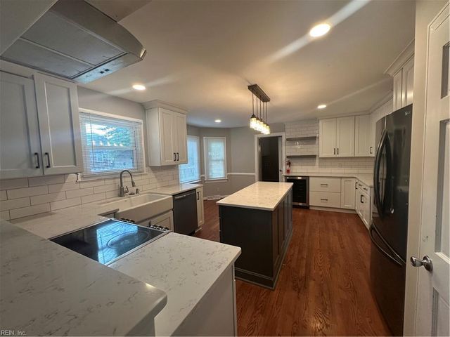 608 Hearndon CT, Chesapeake, VA 23322