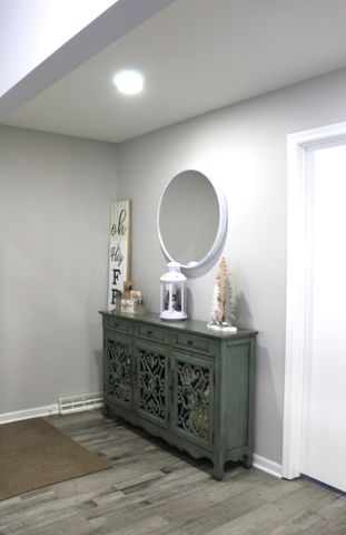 908 Glenmore Lane, Elgin, IL 60124