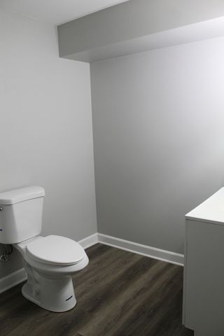 908 Glenmore Lane, Elgin, IL 60124