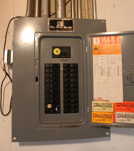 908 Glenmore Lane, Elgin, IL 60124