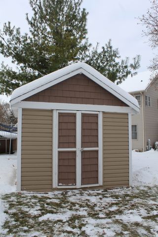 908 Glenmore Lane, Elgin, IL 60124