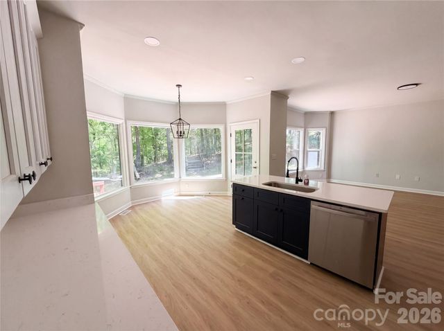 6095 Coral View Drive, Harrisburg, NC 28075
