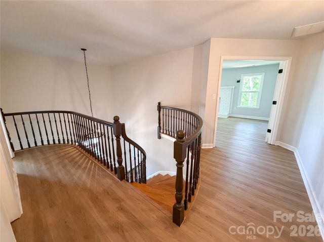 6095 Coral View Drive, Harrisburg, NC 28075