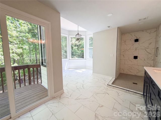 6095 Coral View Drive, Harrisburg, NC 28075