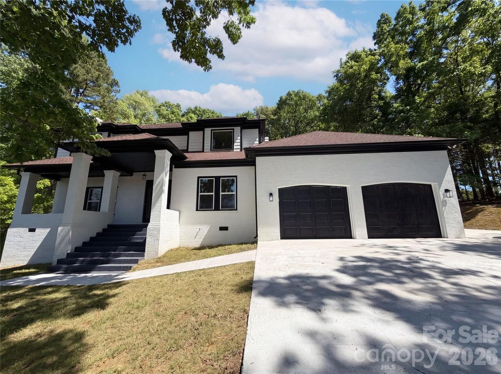 6095 Coral View Drive, Harrisburg, NC 28075