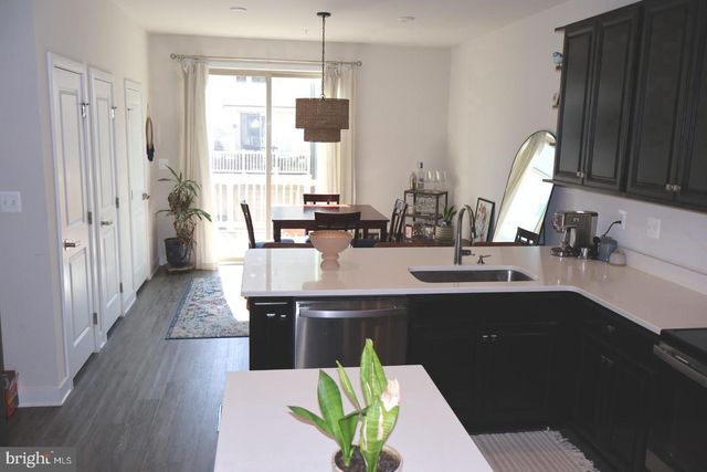 230 S NEWKIRK ST, Baltimore, MD 21224