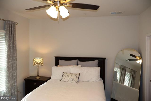230 S NEWKIRK ST, Baltimore, MD 21224