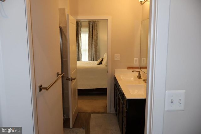 230 S NEWKIRK ST, Baltimore, MD 21224
