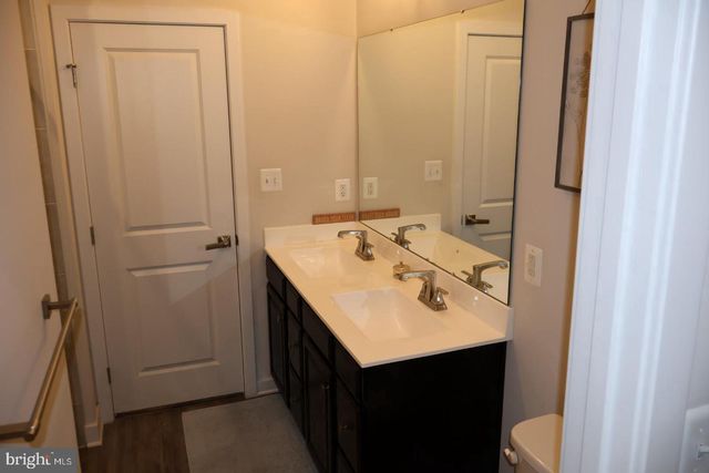 230 S NEWKIRK ST, Baltimore, MD 21224