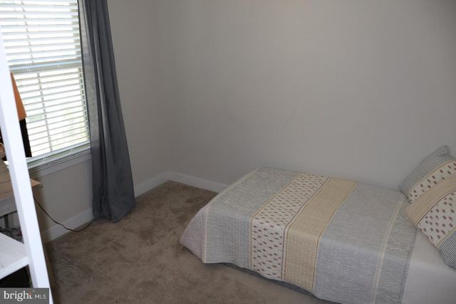 230 S NEWKIRK ST, Baltimore, MD 21224