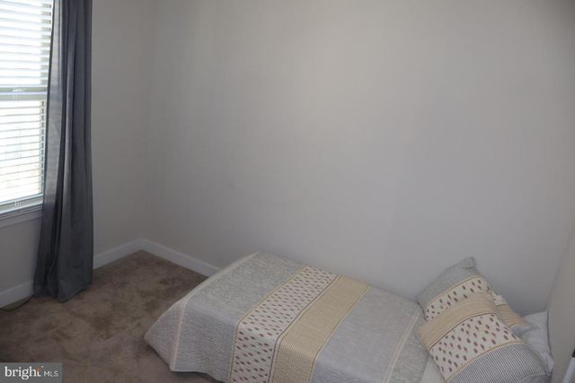230 S NEWKIRK ST, Baltimore, MD 21224