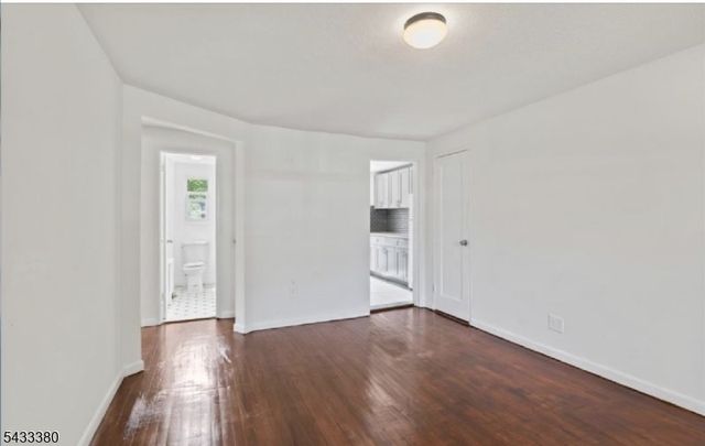 21 A Carolyn Terrace, Roselle Boro, NJ 07203