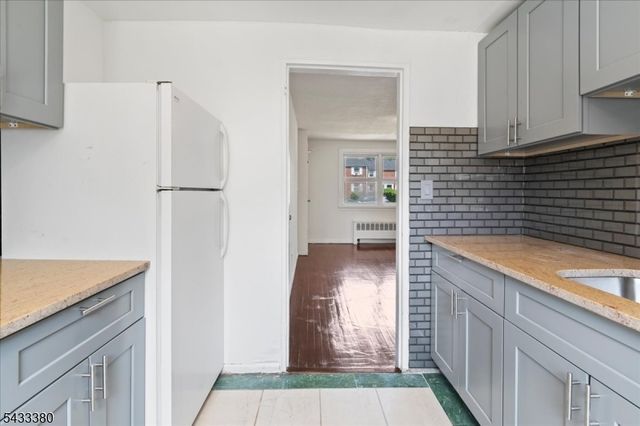 21 A Carolyn Terrace, Roselle Boro, NJ 07203