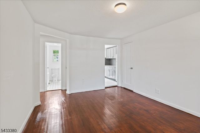 21 A Carolyn Terrace, Roselle Boro, NJ 07203