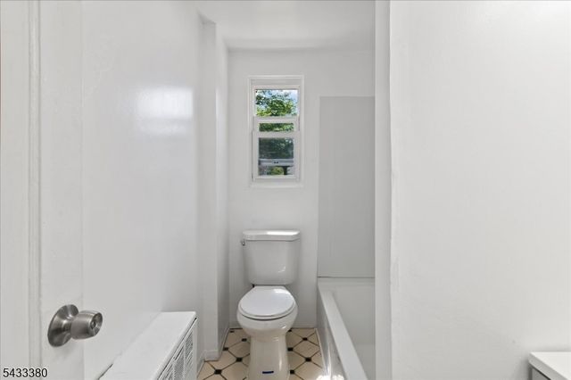 21 A Carolyn Terrace, Roselle Boro, NJ 07203