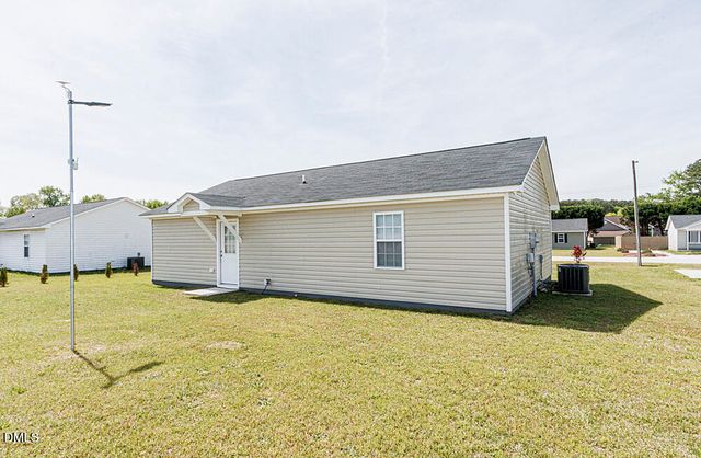 2411 Heath Lane, Tarboro, NC 27886