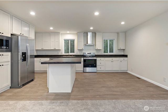 17005 Linden Court SE, Yelm, WA 98597