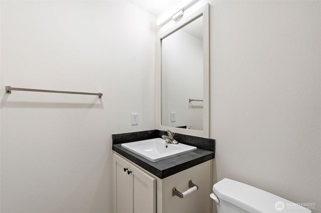 17005 Linden Court SE, Yelm, WA 98597