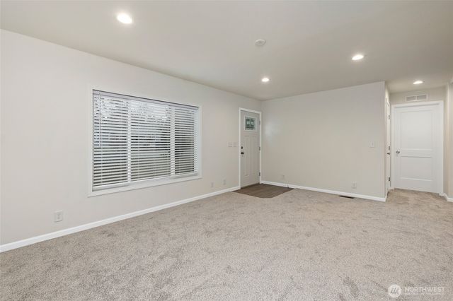 17005 Linden Court SE, Yelm, WA 98597