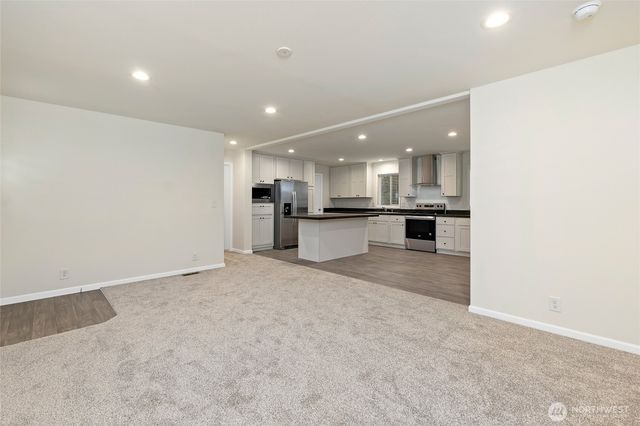 17005 Linden Court SE, Yelm, WA 98597