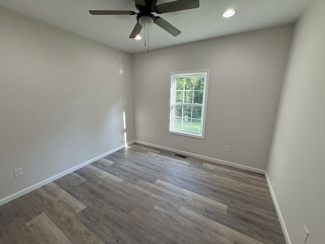 103 Lab Dr, Buchanan, TN 38222