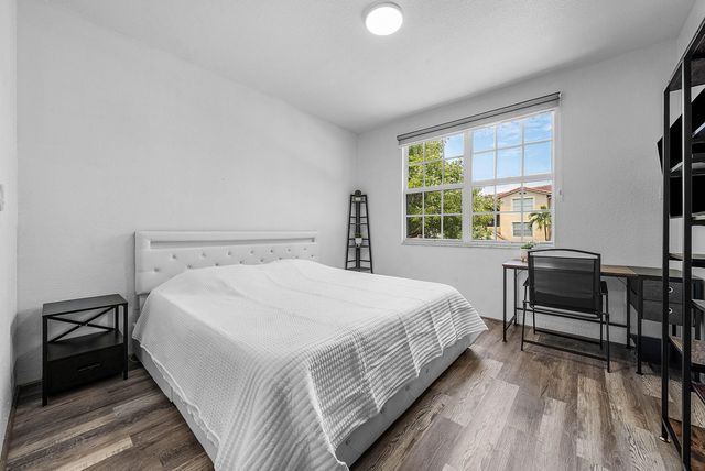 15085 Michelangelo Boulevard 207, Delray Beach, FL 33446