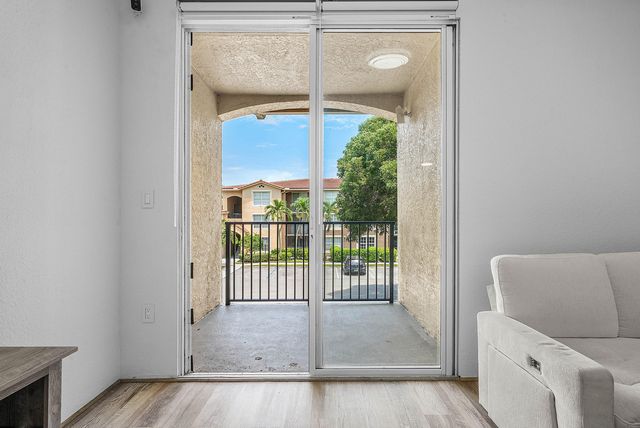 15085 Michelangelo Boulevard 207, Delray Beach, FL 33446