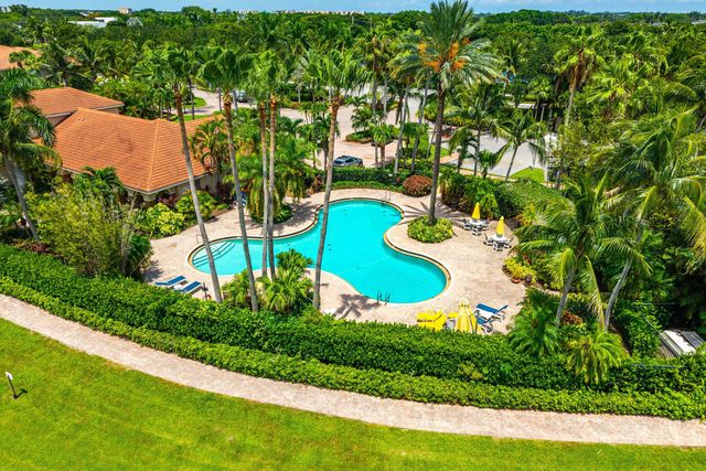 15085 Michelangelo Boulevard 207, Delray Beach, FL 33446