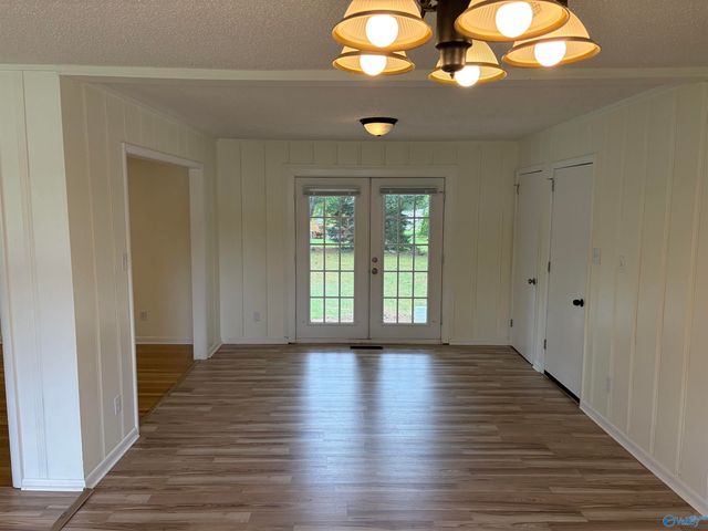 8009 Whitesburg Drive, Huntsville, AL 35802