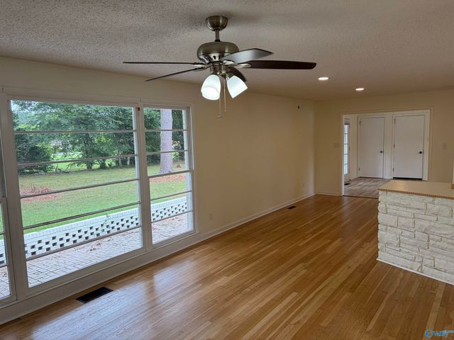 8009 Whitesburg Drive, Huntsville, AL 35802