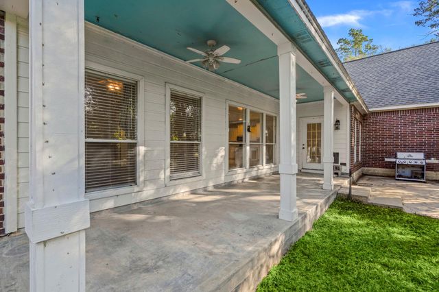 14731 Antares Drive, Willis, TX 77318