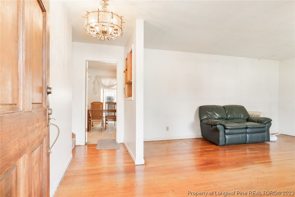 301 Bandera Drive, Fayetteville, NC 28303 — photo 5