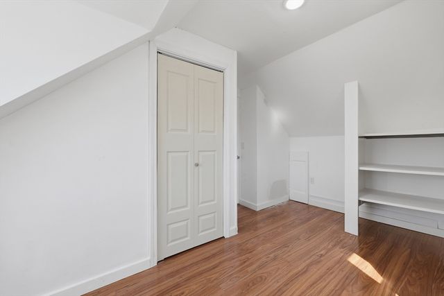 32 Indian Lake Parkway, Worcester, MA 01605