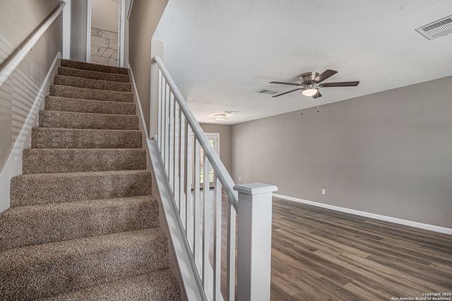 9831 Sunset Pl, San Antonio, TX 78245