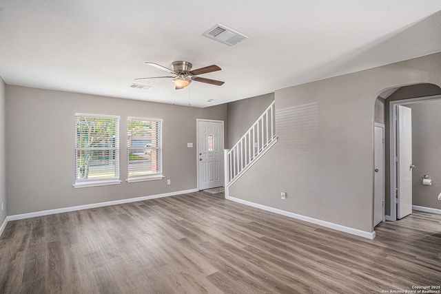 9831 Sunset Pl, San Antonio, TX 78245