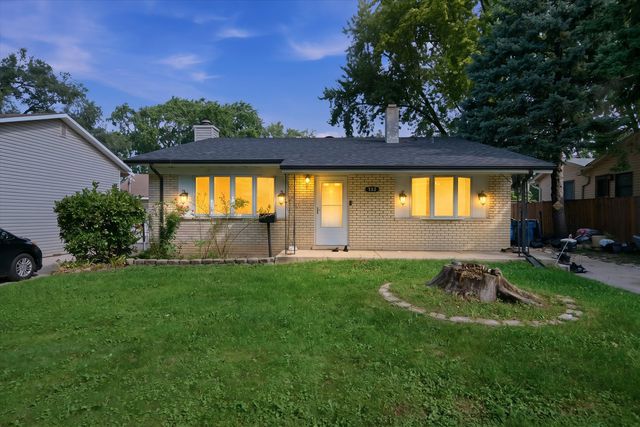 132 E Montana Avenue, Glendale Heights, IL 60139