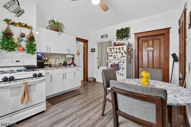 81 Louis St, New Brunswick City, NJ 08901