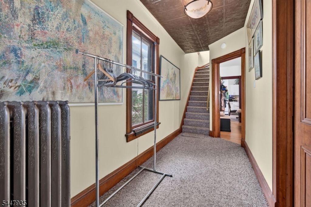 81 Louis St, New Brunswick City, NJ 08901 — photo 4