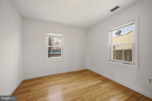 1812 KITTY HAWK RD, Essex, MD 21221