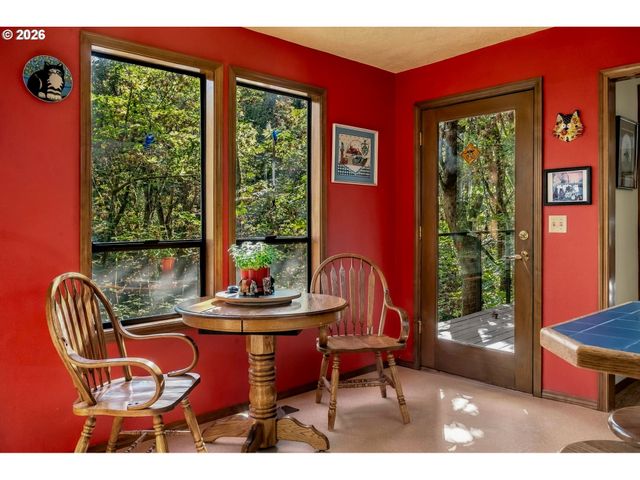 16 Sw CANBY St, Portland, OR 97219