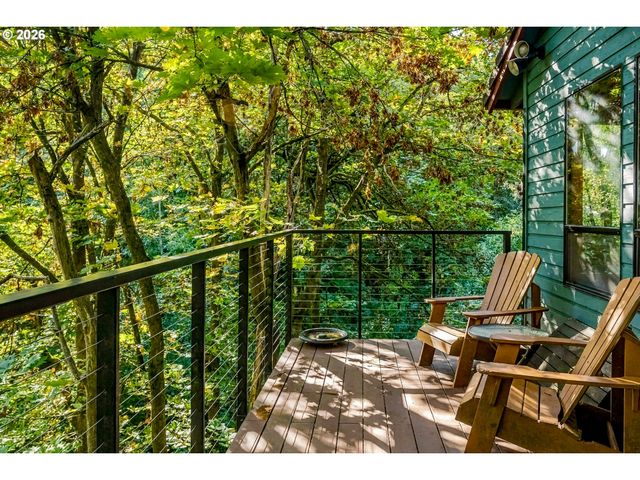 16 Sw CANBY St, Portland, OR 97219
